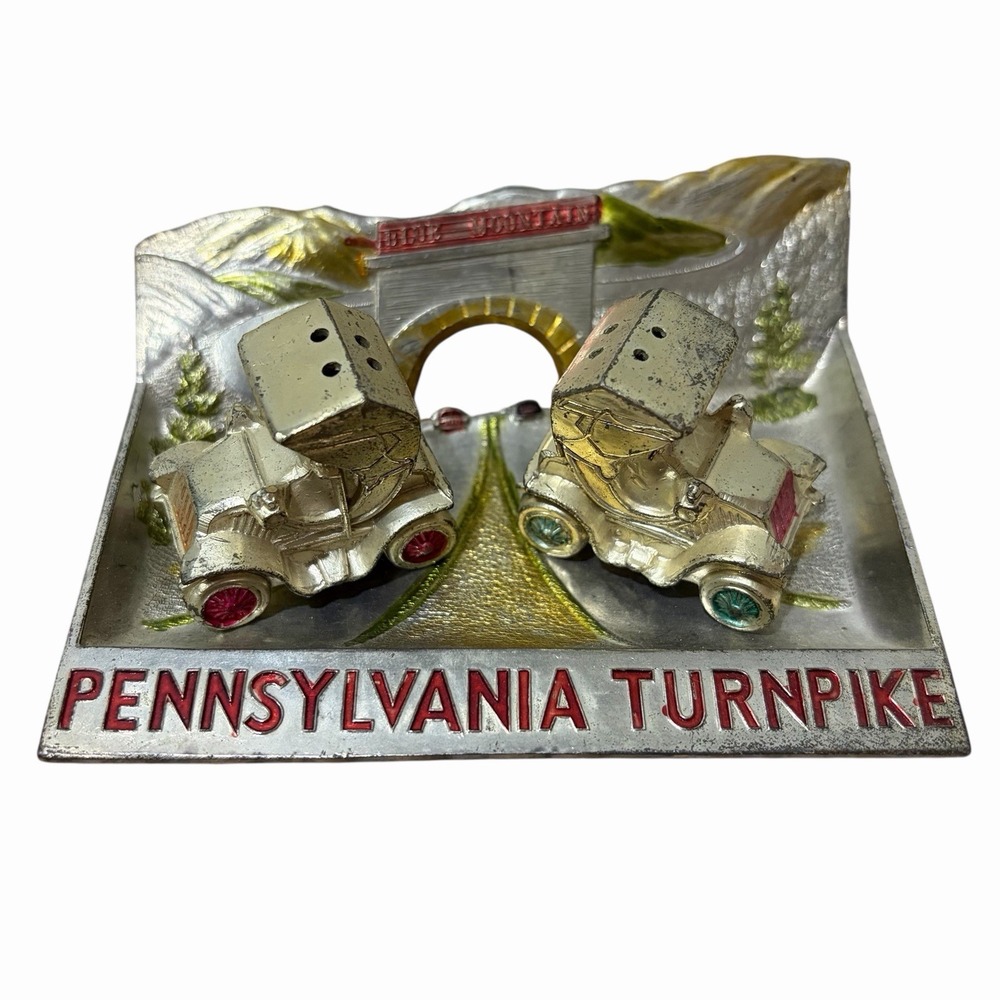 Pennsylvania Turnpike salt and pepper shakers set‎ 4" Buggy Cars Silver Enco